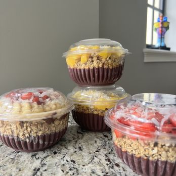 Grain and Berry - Lake Worth - Mango Passion Bowl and Superfruit Bowl to go - Acai Bowls Near Me - Lake Worth, Florida Grain and Berry - Lake Worth - Mango Passion Bowl and Superfruit Bowl to go - Acai Bowls Near Me - Lake Worth, Florida