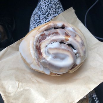 One Eleven - Tasty cinnamon roll - Coffee & Tea Near Me - Hanford, California
