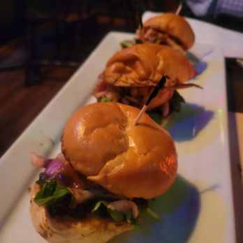 Honi Honi Tiki Lounge - Tiki Bars Near Me - Edmonton, Alberta