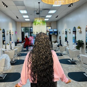 Queen’s Touch - Bora Bora braids - Hair Stylists Near Me - Hampton, Georgia Queen’s Touch - Bora Bora braids - Hair Stylists Near Me - Hampton, Georgia