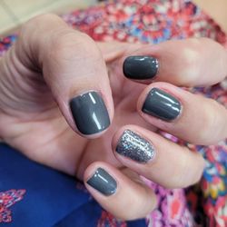 Tulip Nail - Wow! Impressed!Last minute on a Friday!!! So nice! Amy was great!!! 5! Polite, friendly! definitely will be back! Thank you Amy!