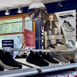 SKECHERS Factory Outlet - April 1, 2021