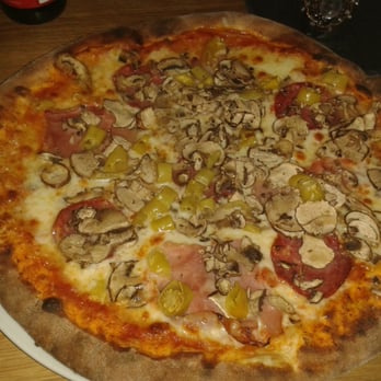 Casa Vecchia - Pizza Spezial - Italian Near Me - Bad Staffelstein, BY