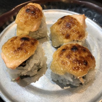 SushiStop Pasadena - Baked salmon roll - Sushi Bars Near Me - Pasadena, California