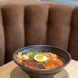 Ooink - Mala Kotteri Ramen (Insta: @badtothebite)