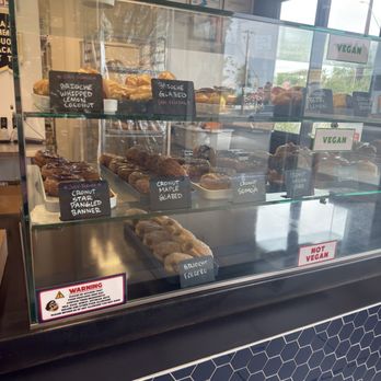 Cal’s Bakeshop - Bakeries Near Me - Tucson, Arizona