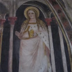 Chiesa dei Domenicani - Happy looking Mary