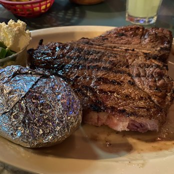 Daisy Mae's Steakhouse - Steakhouses Near Me - Tucson, Arizona