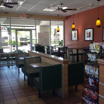 Subway - Dining area - Fast Food Near Me - Orlando, Florida