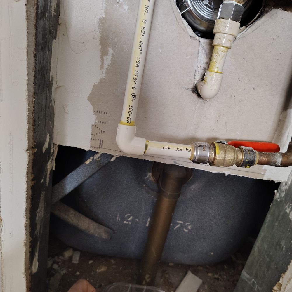 United Drain and Sewer - We had to use a small container to catch the slow drip - Plumbing Near Me United Drain and Sewer - We had to use a small container to catch the slow drip - Plumbing Near Me