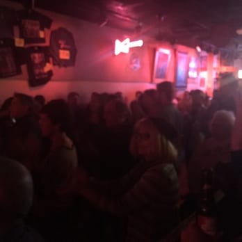 Blue Chicago - Jazz & Blues Near Me - Chicago, Illinois