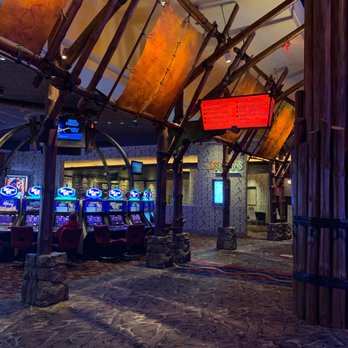 Mohegan Sun - Hotels Near Me - Uncasville, Connecticut
