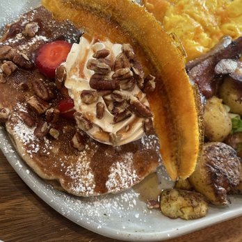 Gina's Kitchen +Catering - Traditional pancake combo! - Breakfast & Brunch Near Me - Rancho Cucamonga, California