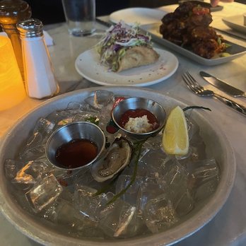 6Smith - oyster and poke crisps - Seafood Near Me - Wayzata, Minnesota
