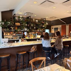 Mixela - The bar serves mezcal cocktails and wine