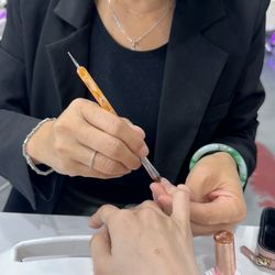 BB Nails & Spa