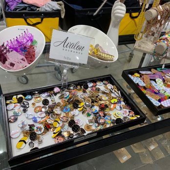 Avalon Exchange - Accessories - Accessories Near Me - Tampa, Florida