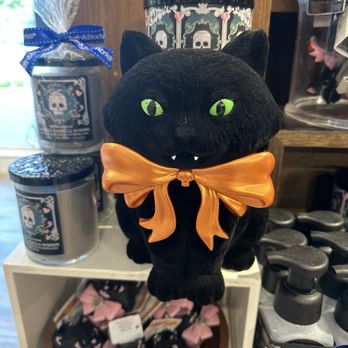 Bath & Body Works - The must have Black Cat - Cosmetics & Beauty Supply Near Me - Cleveland, Tennessee Bath & Body Works - The must have Black Cat - Cosmetics & Beauty Supply Near Me - Cleveland, Tennessee