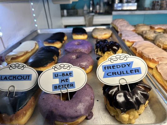 Zuri's Gourmet Donutz by null