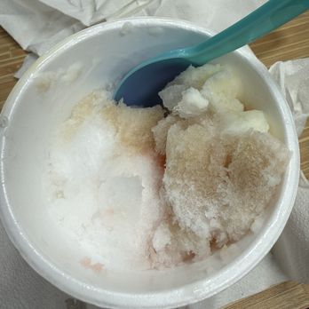 Bahama Buck's - North Las Vegas - Plain ice due to hot enough syrup! - Shaved Ice Near Me - North Las Vegas, Nevada