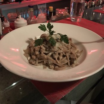 PizzArte - Fettuccine Cast - Pizza Near Me - New York, New York