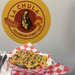 La Chula Perros y Papitas - LA CHULA PERROS Y PAPITAS  COLOMBIAN STREET FOOD PAPAS CHULAS BEEF PAPAS CHULAS CARNE.