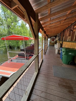 Turtle’s Bar & Grill by null