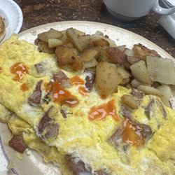 Dee's Luncheonette - Taylor Ham Omelette