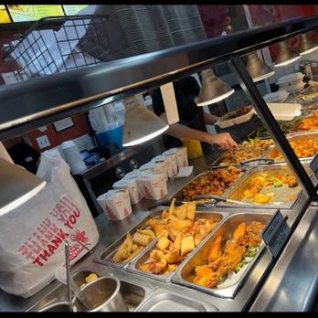 Cathay Chinese Food - This is where you order your food from their Hot tables where they bring fresh Entree's from their Kitchen in the back. - Chinese Near Me - Menifee, California
