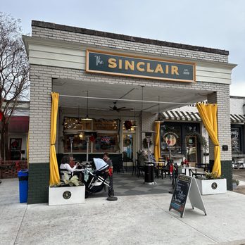 The Sinclair - Outside view - Cafes Near Me - Madison, Georgia