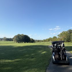 Waverly Woods Golf Course - Hole 1 tee box.