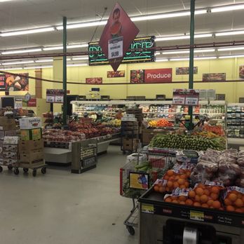 Marc's Stores - Grocery Near Me - Ravenna, Ohio