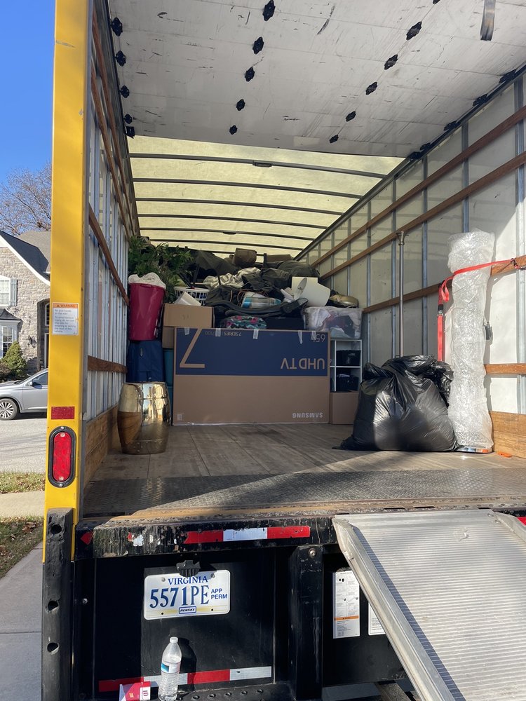 JOHNS MOVING SERVICE Updated August 2024 82 Photos & 68 Reviews