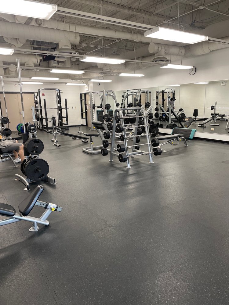 MCCORMICK YMCA Updated September 2024 32 Photos & 81 Reviews 1834
