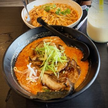 Asiatique Eatery - Tom yum ramen and dry Tom yum udon - Asian Fusion Near Me - Ventura, California Asiatique Eatery - Tom yum ramen and dry Tom yum udon - Asian Fusion Near Me - Ventura, California