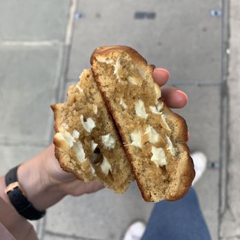 Creme - Miso white chocolate cookie - Desserts Near Me - London, XGL Creme - Miso white chocolate cookie - Desserts Near Me - London, XGL