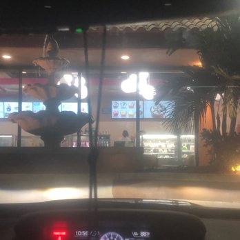 Baskin-Robbins - Ice Cream & Frozen Yogurt Near Me - Lauderdale Lakes, Florida Baskin-Robbins - Ice Cream & Frozen Yogurt Near Me - Lauderdale Lakes, Florida