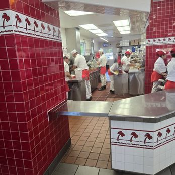 In-N-Out Burger - Burgers Near Me - La Quinta, California In-N-Out Burger - Burgers Near Me - La Quinta, California