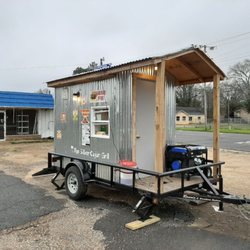 Silver Cajun Grill - Clean , New Truck