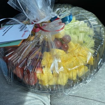 Edible Arrangements - Very skimpy $55 - Gift Shops Near Me - Somers Point, New Jersey