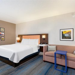Hampton Inn Corbin - Guest room