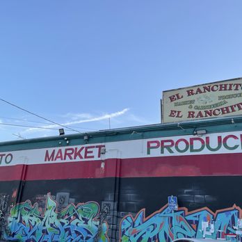 Los Compadres Taco Truck - In the parking lot of El Ranchito Market on Foothill and 23rd Avenue - Food Trucks Near Me - Oakland, California Los Compadres Taco Truck - In the parking lot of El Ranchito Market on Foothill and 23rd Avenue - Food Trucks Near Me - Oakland, California