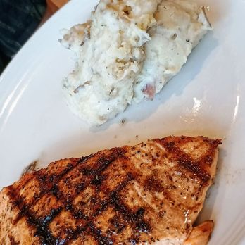 Carrabba's Italian Grill - Simply Grilled Salmon - Italian Near Me - Austin, Texas
