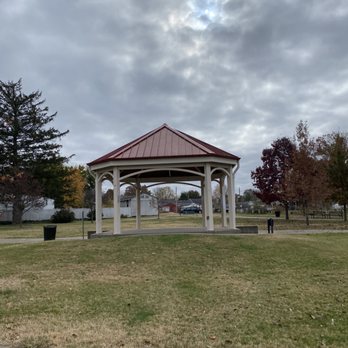 Emerson Park - Parks Near Me - Louisville, Kentucky Emerson Park - Parks Near Me - Louisville, Kentucky