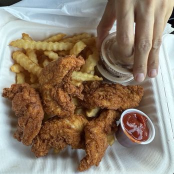 Layne's Chicken Fingers - Tiny 5 piece tenders - Chicken Shop Near Me - Frisco, Texas Layne's Chicken Fingers - Tiny 5 piece tenders - Chicken Shop Near Me - Frisco, Texas