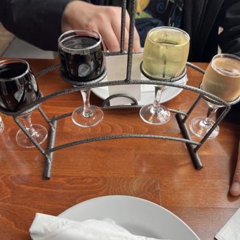 Centro - Wine sampler - Breweries Near Me - Tustin, California