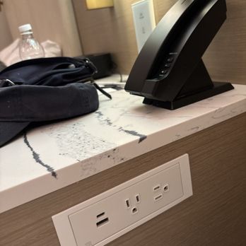 ilani - Conveniently located outlets to charge all our electronics. - Casinos Near Me - Ridgefield, Washington