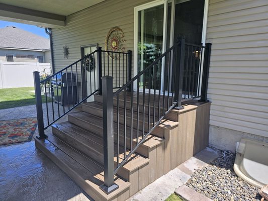 ELEVATED DECK & FENCE - Updated April 2026 - 31 Photos - 2145 Grizzly ...