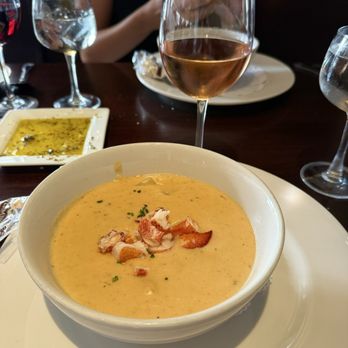 Hurricane Restaurant - Lobster Chowder - Seafood Near Me - Kennebunkport, Maine Hurricane Restaurant - Lobster Chowder - Seafood Near Me - Kennebunkport, Maine