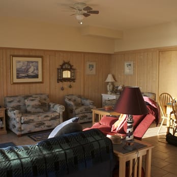 Beachfront Garden Inn - Molly's Lighthouse Living room - Hotels Near Me - Lincoln City, Oregon Beachfront Garden Inn - Molly's Lighthouse Living room - Hotels Near Me - Lincoln City, Oregon